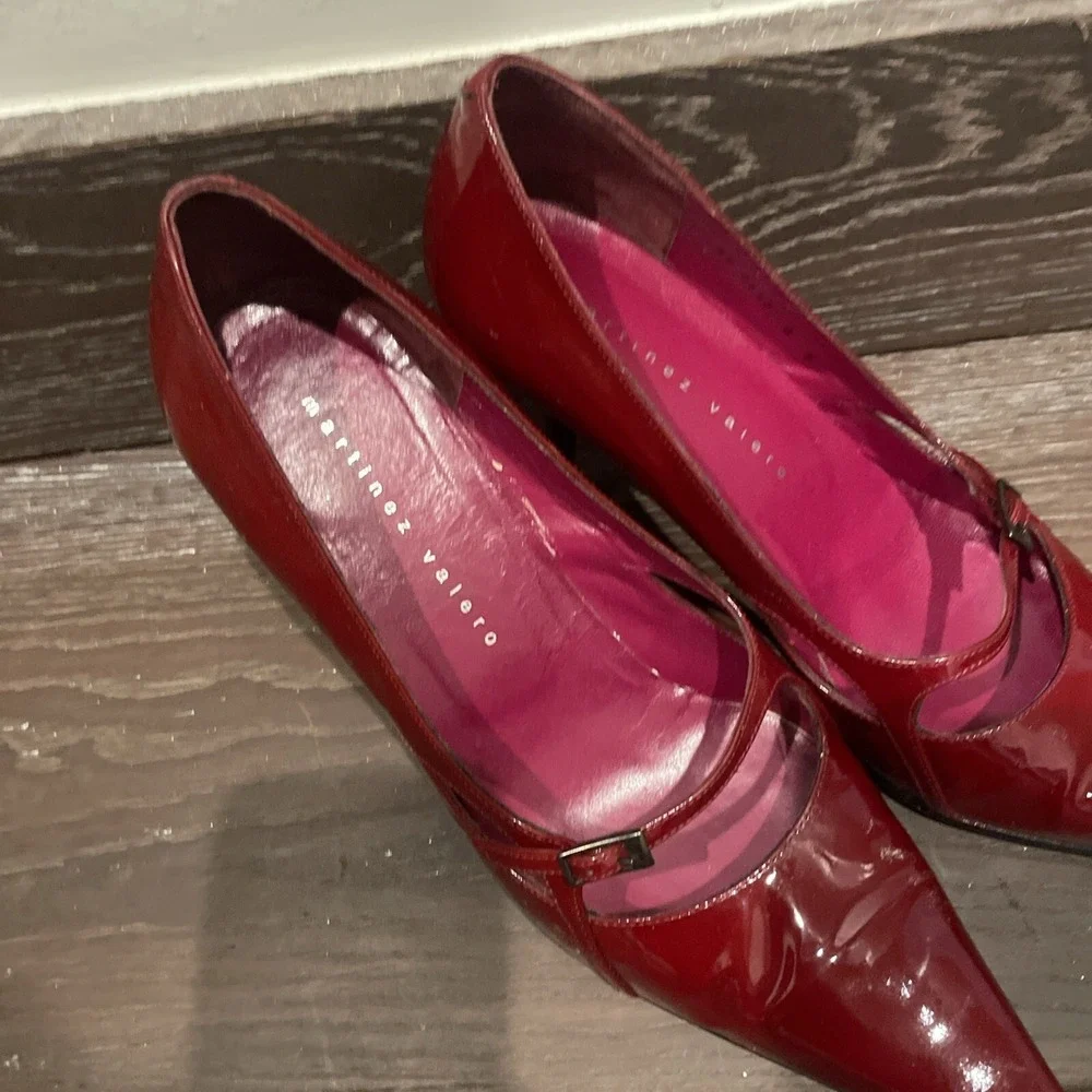 Martinez Valero Patent Heels Pump‎